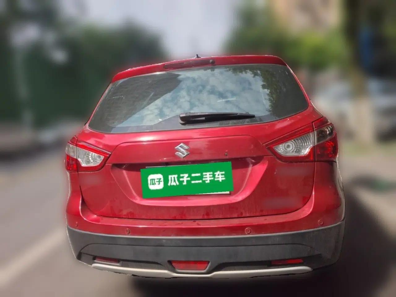 Suzuki S-Cross 2014 1.6L CVT Two-Wheel Drive Elite Version — миниатюра 5