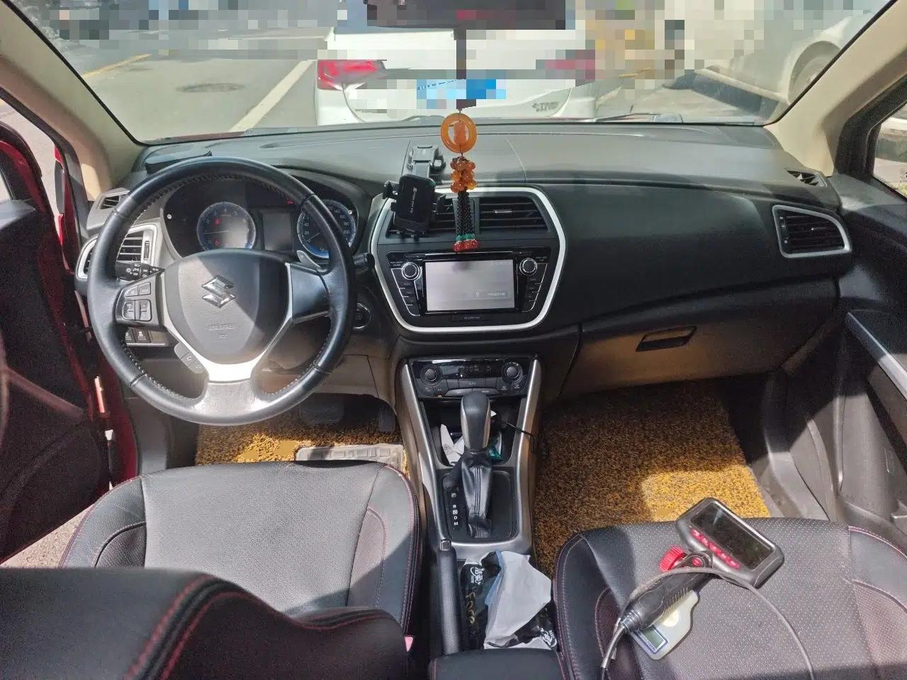 Suzuki S-Cross 2014 1.6L CVT Two-Wheel Drive Elite Version — миниатюра 9