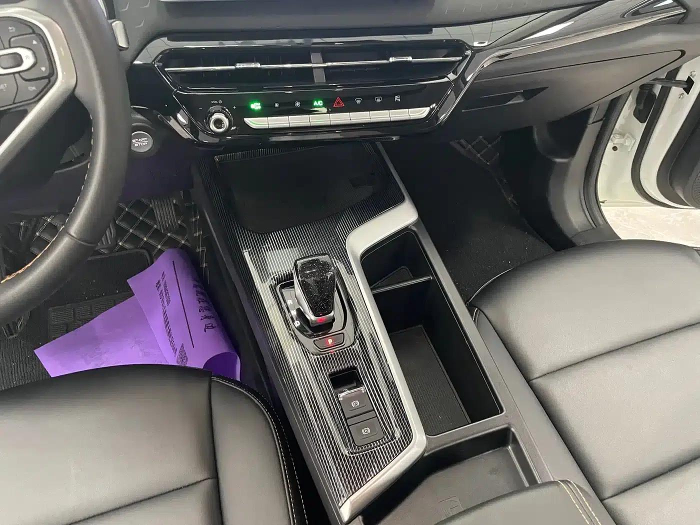 Haval Chitu 2022 Enjoy Edition 1.5T Bronze Rabbit — миниатюра 11