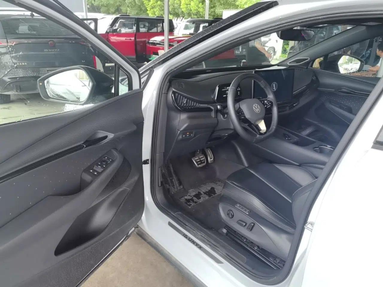 Volkswagen ID.UNYX 2024 Ultra Long-Range Version — миниатюра 18