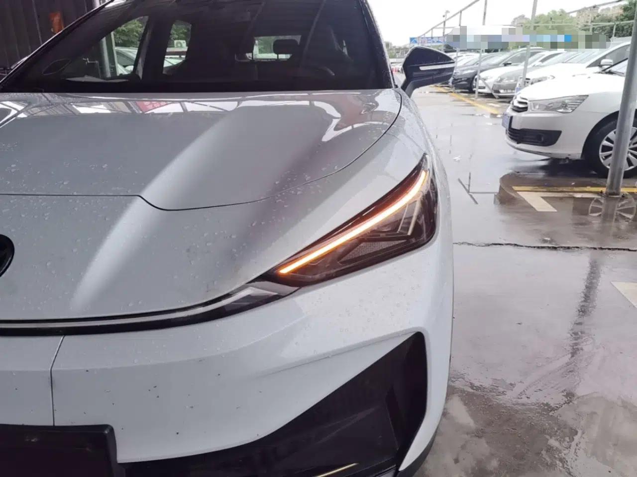 Volkswagen ID.UNYX 2024 Ultra Long-Range Version — миниатюра 8