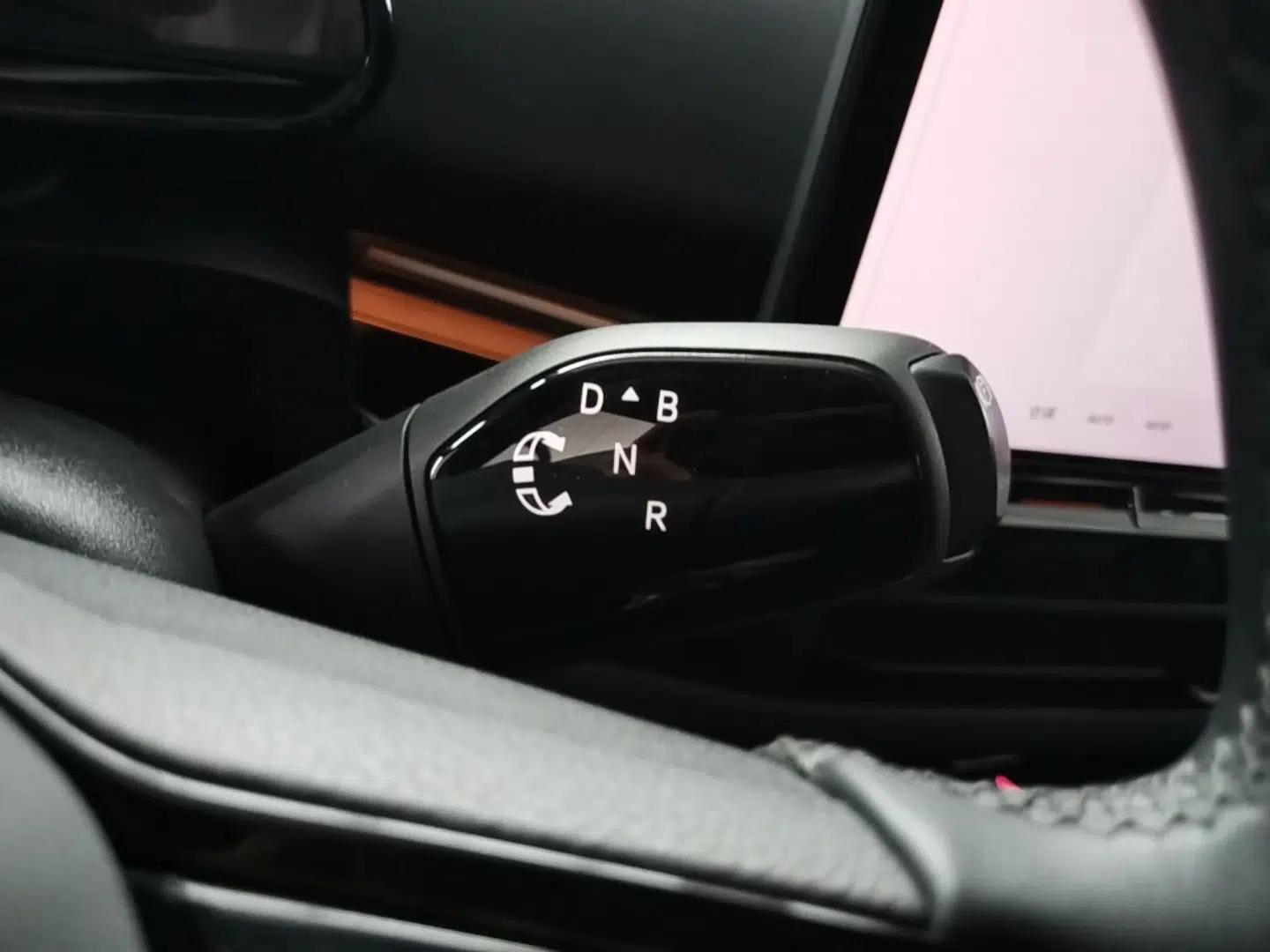 Volkswagen ID.UNYX 2024 Ultra Long-Range Version — миниатюра 16
