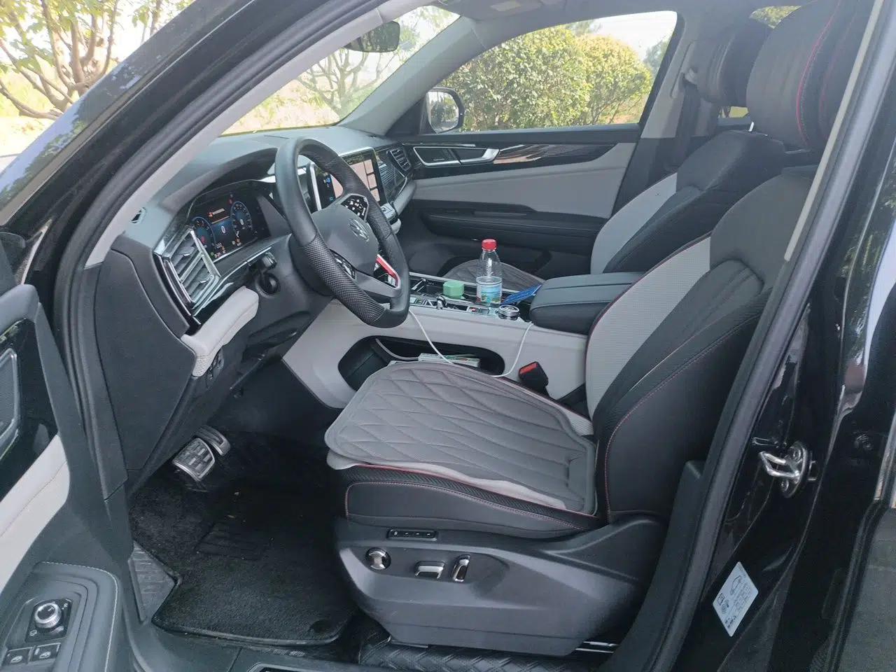 Volkswagen Teramont X 2024 380TSI Four-Wheel Drive Longxiang Edition — миниатюра 15