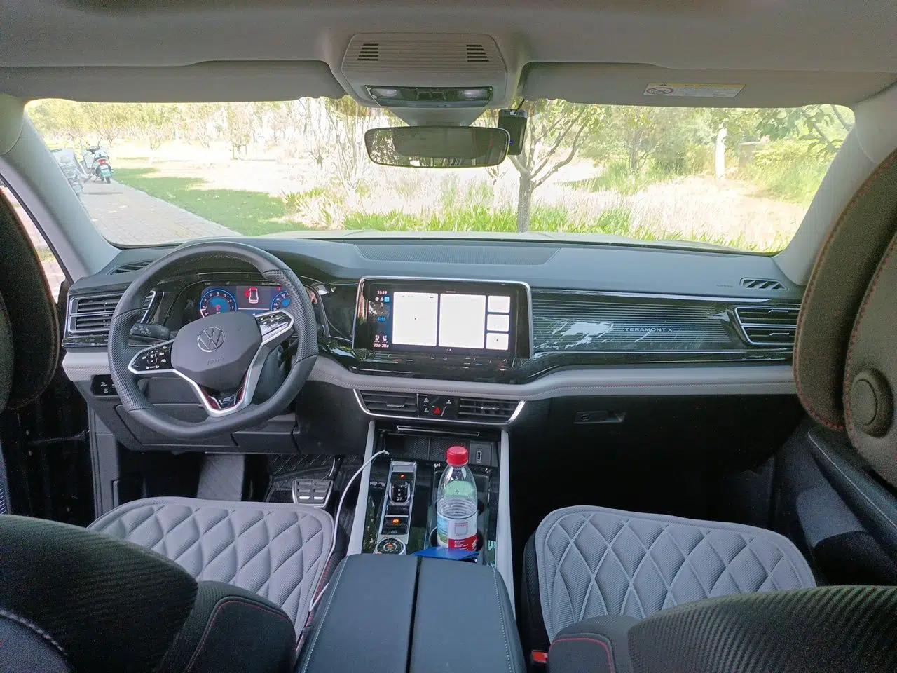 Volkswagen Teramont X 2024 380TSI Four-Wheel Drive Longxiang Edition — миниатюра 9
