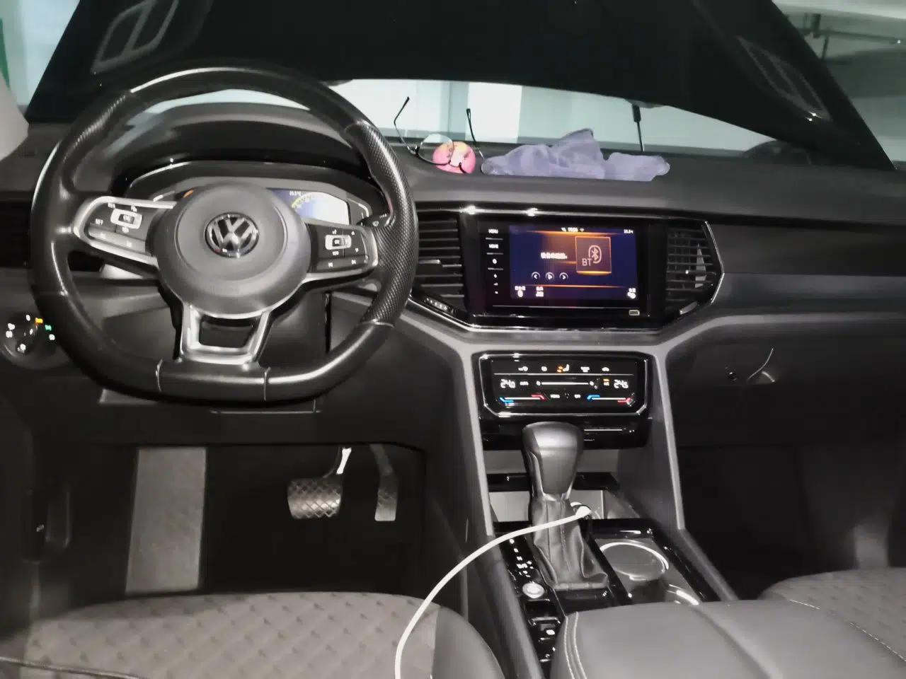 Volkswagen Teramont X 2020 Facelifted 330TSI Two-Wheel-Drive Luxury Edition — миниатюра 9