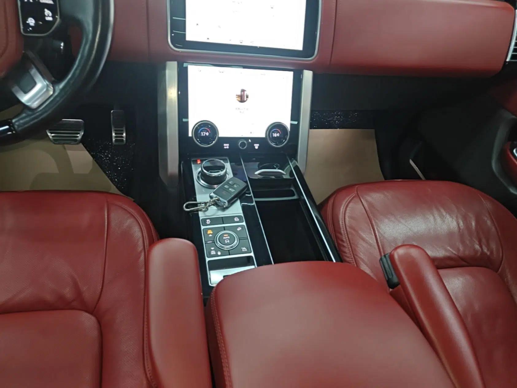 Land Rover Range Vogue 2020 3.0T P360 Gasoline HSE Middle East Version — миниатюра 21