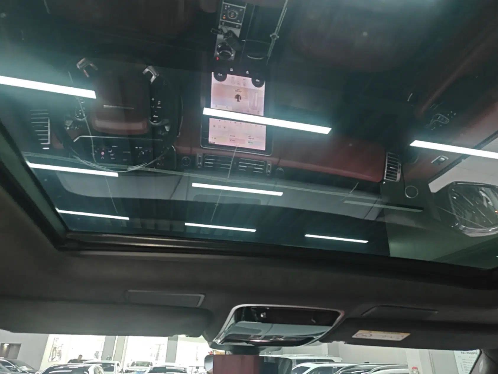 Land Rover Range Vogue 2020 3.0T P360 Gasoline HSE Middle East Version — миниатюра 26