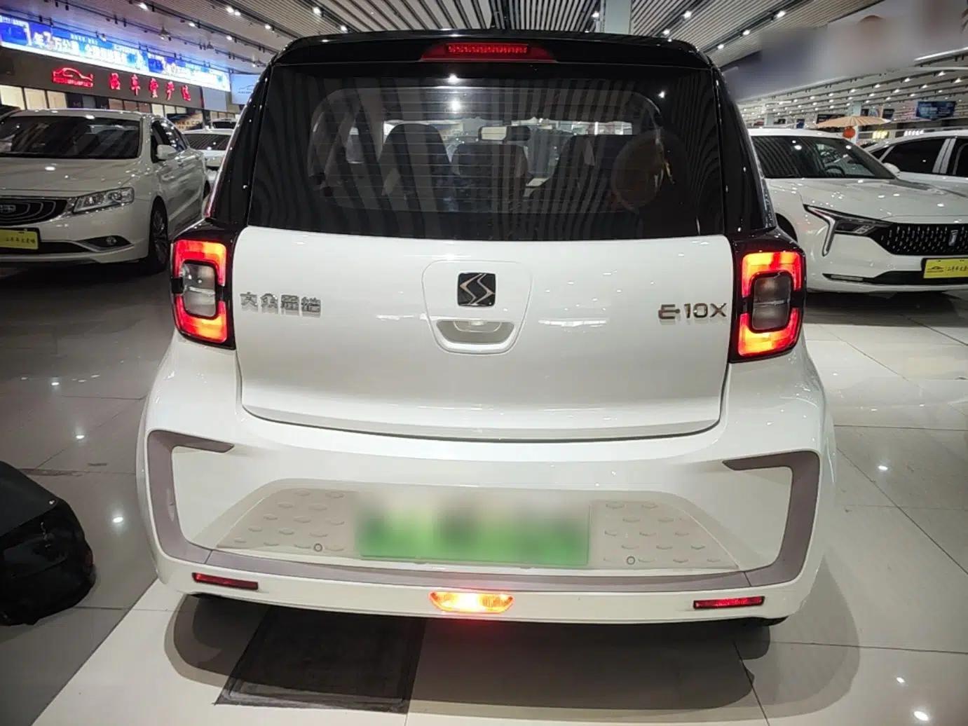 SOL E10X 2021 302 km Range Fashion Edition 31.4 kWh — миниатюра 5