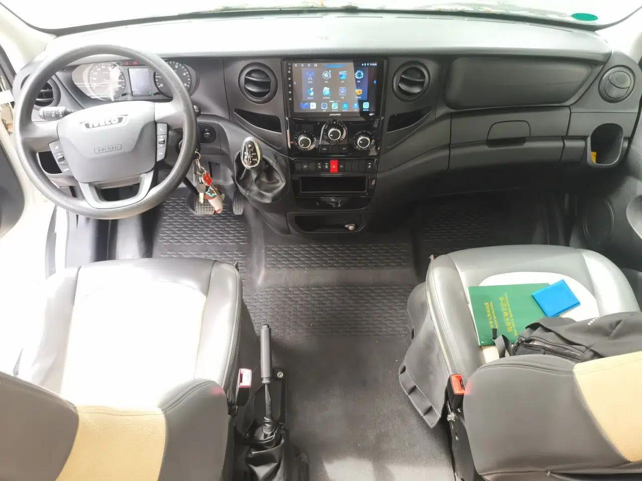 Iveco Eurocargo Iveco Eurocargo 2019, 3.0-liter automatic — миниатюра 9
