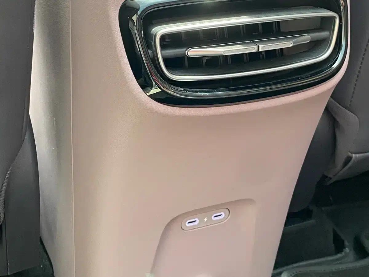 Hongqi Tiangong 06 2025 660 4WD Smart Selection Edition — миниатюра 14
