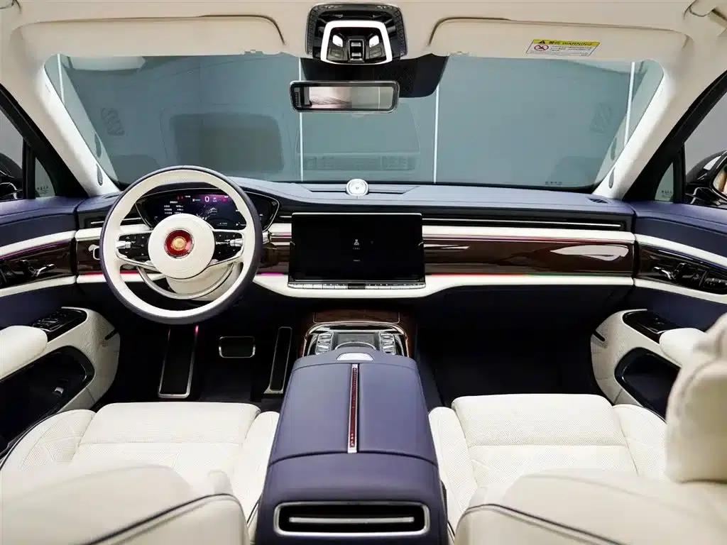 Hongqi Golden Sunflower Elegant 2024 Model 4.0T V8 — миниатюра 18