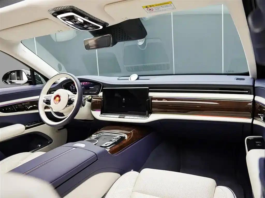 Hongqi Golden Sunflower Elegant 2024 Model 4.0T V8 — миниатюра 20