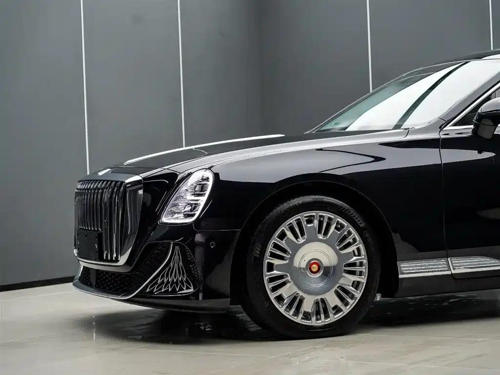 Hongqi Golden Sunflower Elegant 2024 Model 4.0T V8 — миниатюра 4