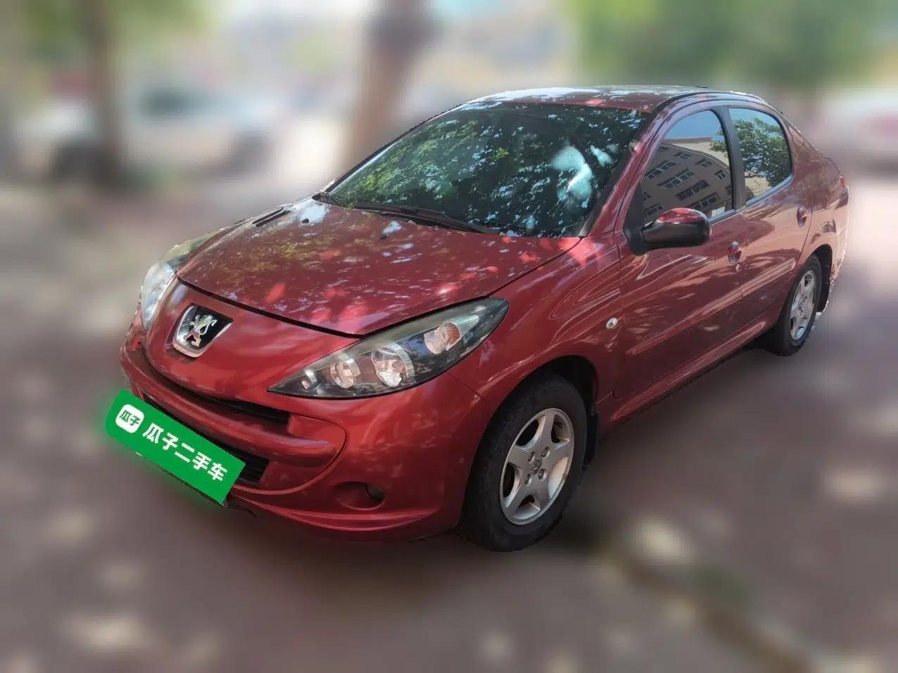 Peugeot 207 2011 Sedan 1.4L Manual Yule Edition — миниатюра 1