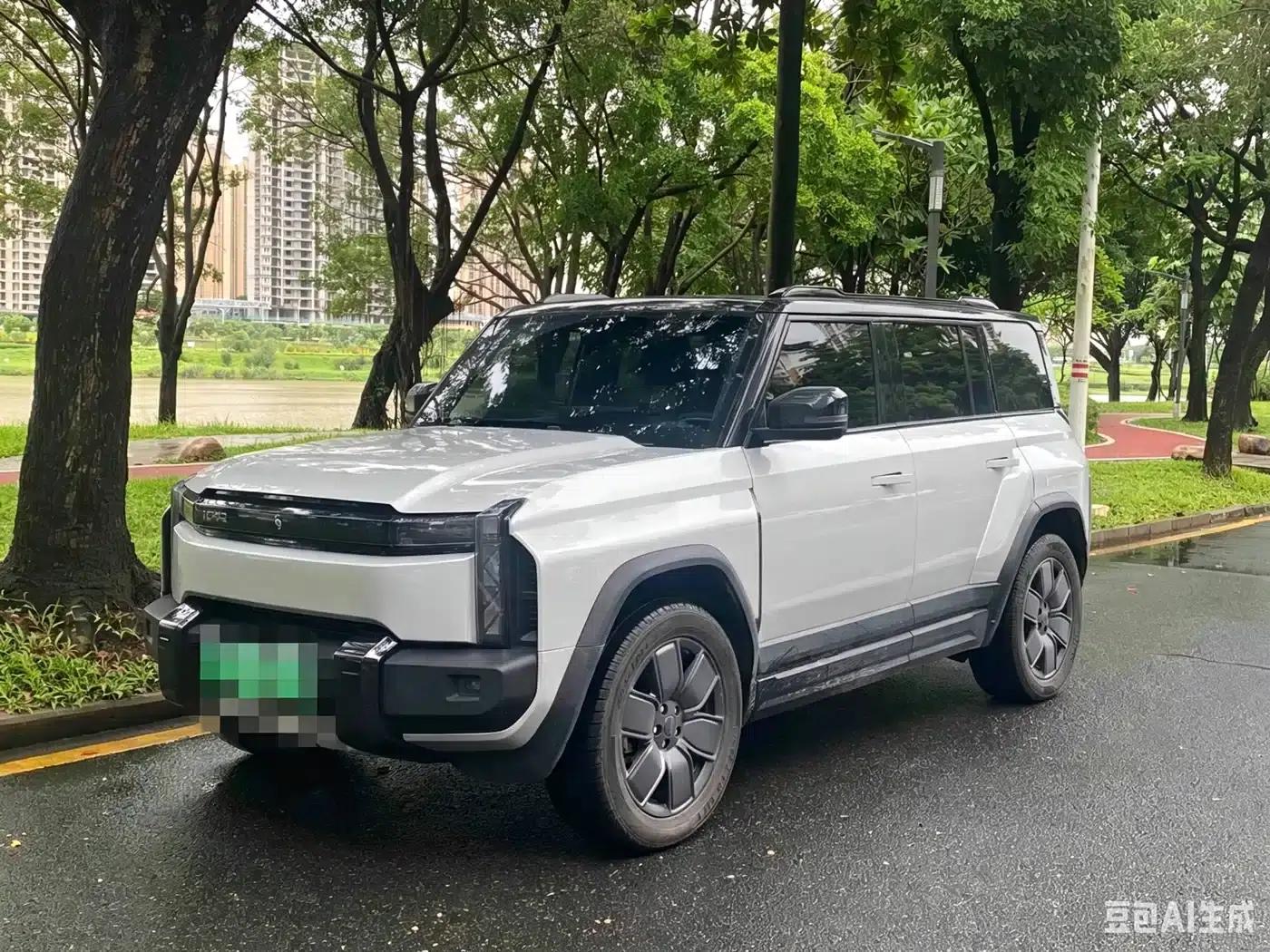 iCAR 03T 2024 Model 520km Two-Wheel Drive Long Range Version — миниатюра 1