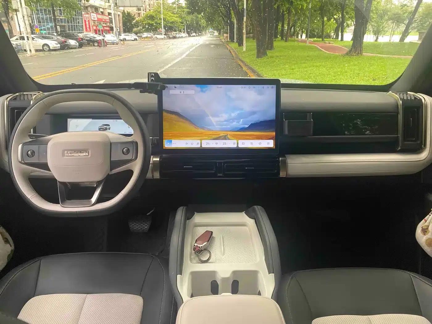iCAR 03T 2024 Model 520km Two-Wheel Drive Long Range Version — миниатюра 5