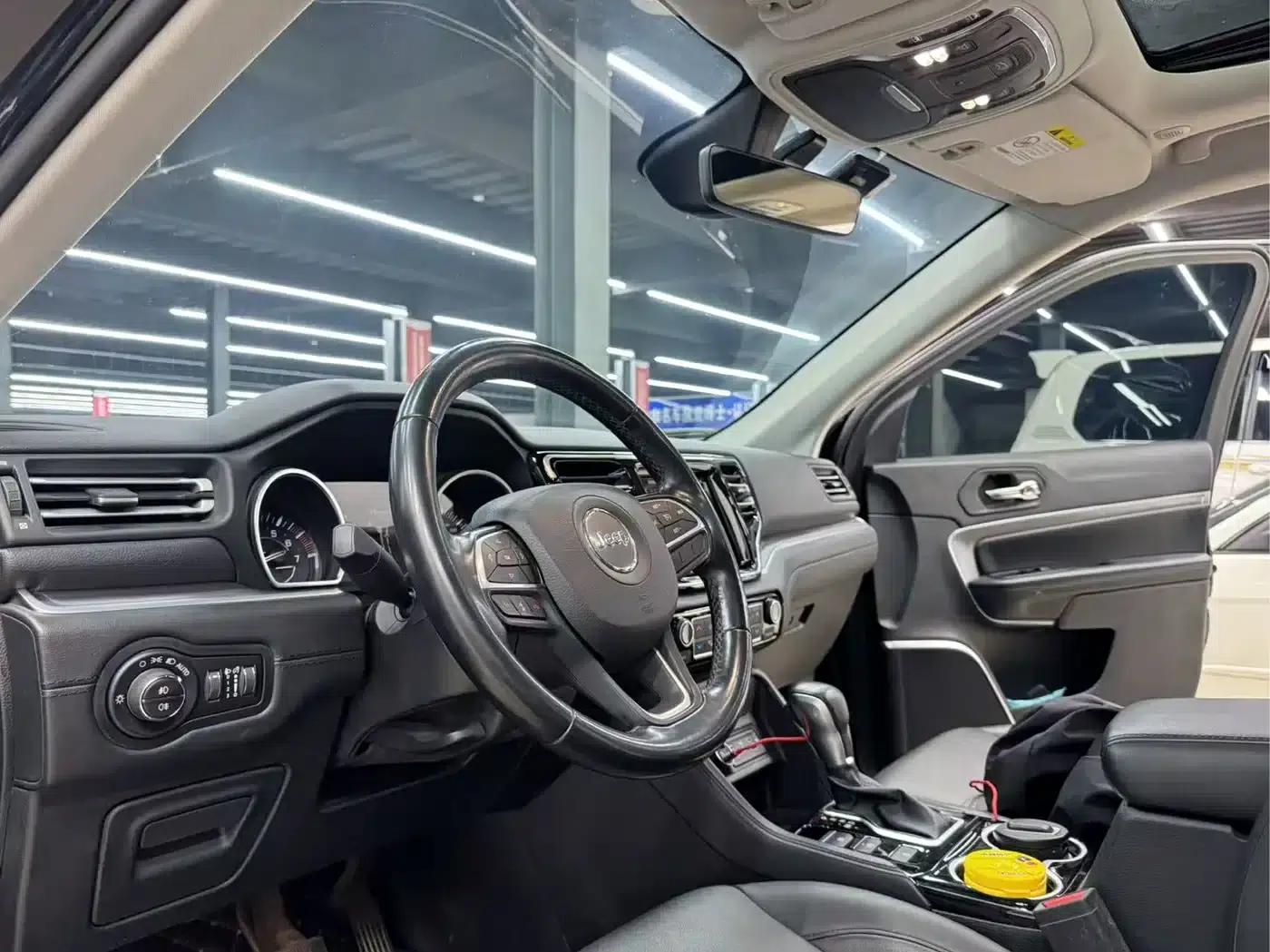 Grand Commander 2020 2.0T 2WD Elite Edition — миниатюра 6