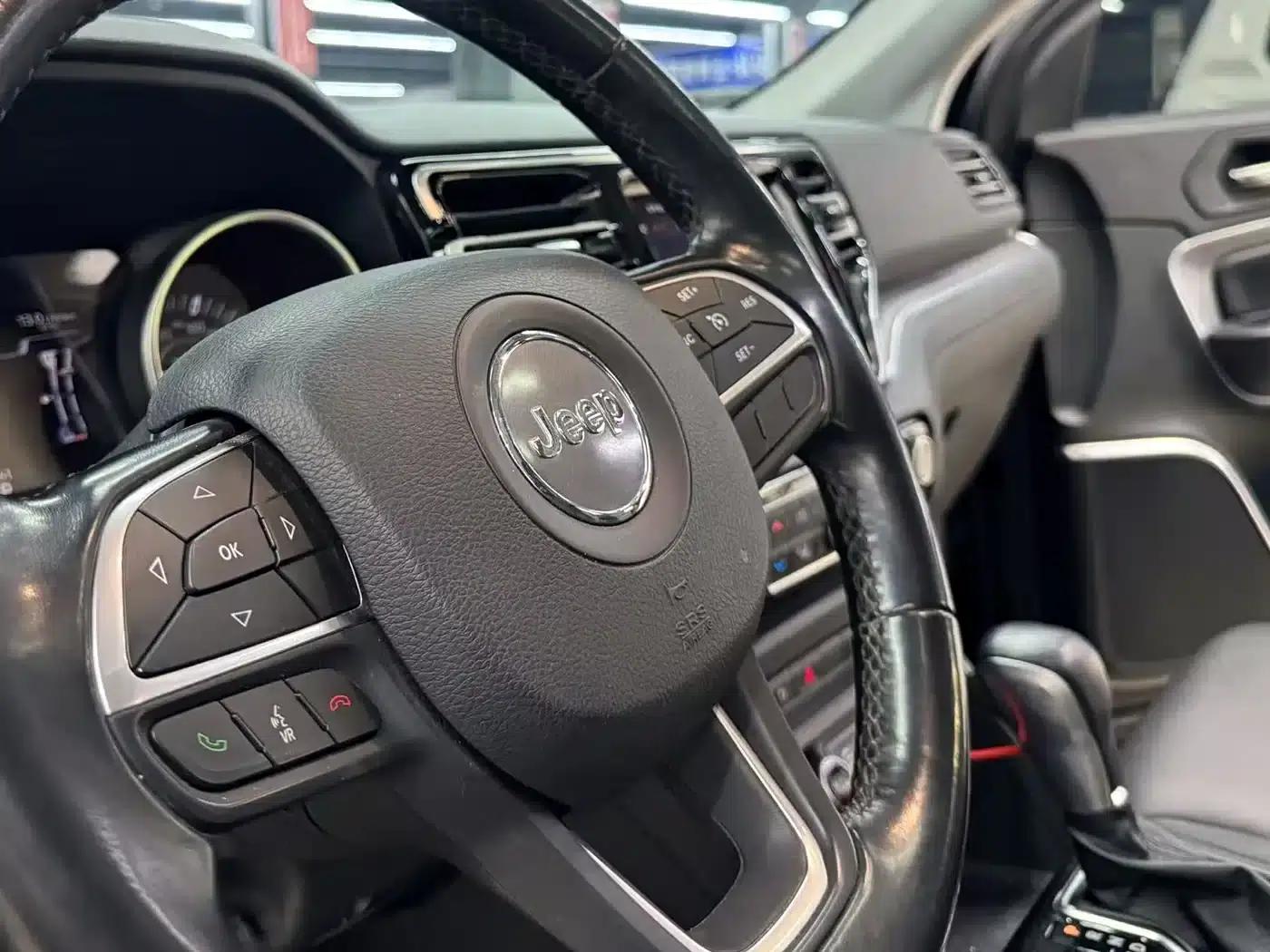 Grand Commander 2020 2.0T 2WD Elite Edition — миниатюра 8