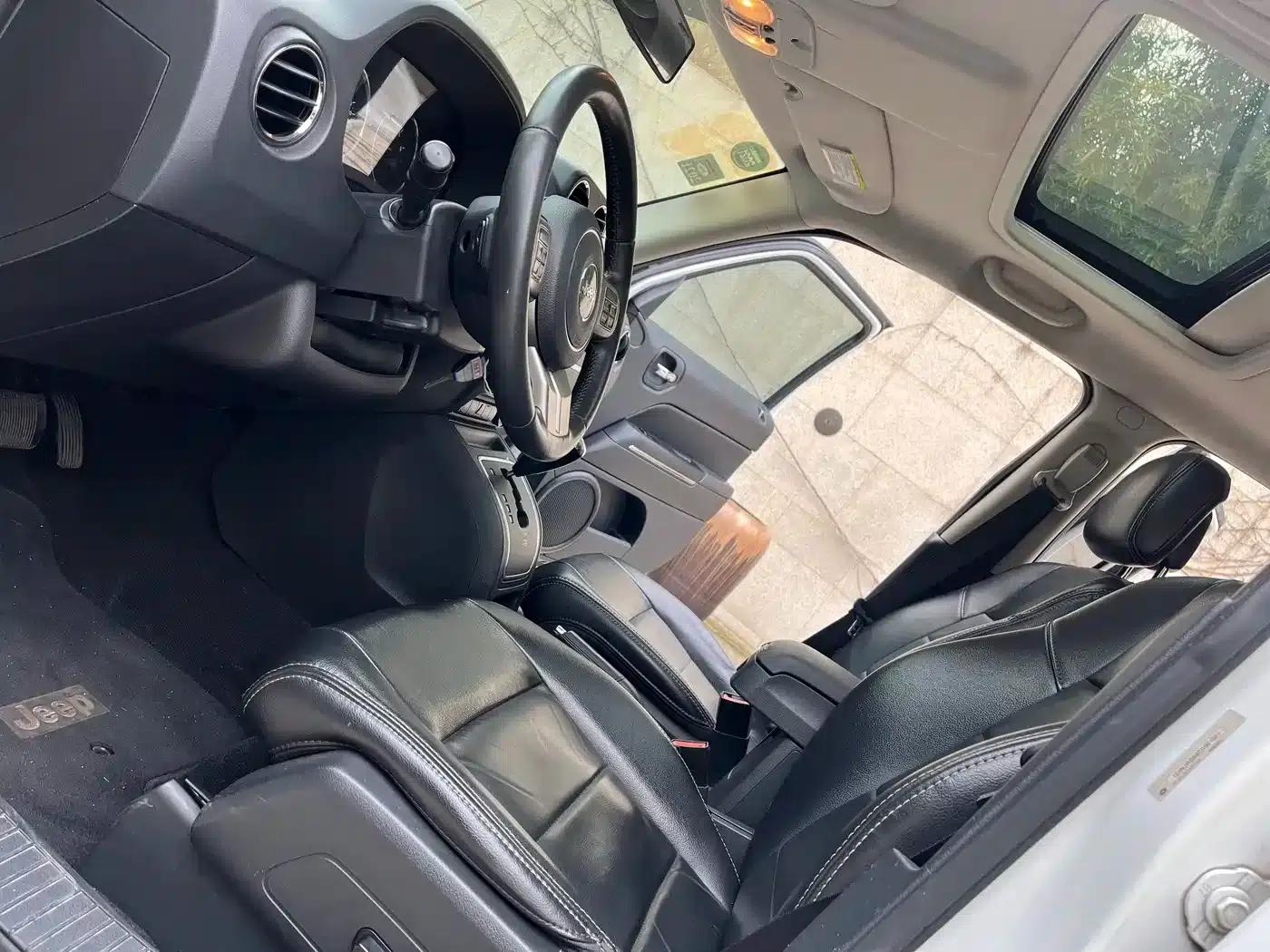 2014 Jeep Patriot 2.4L Serpentine Limited Edition — миниатюра 15