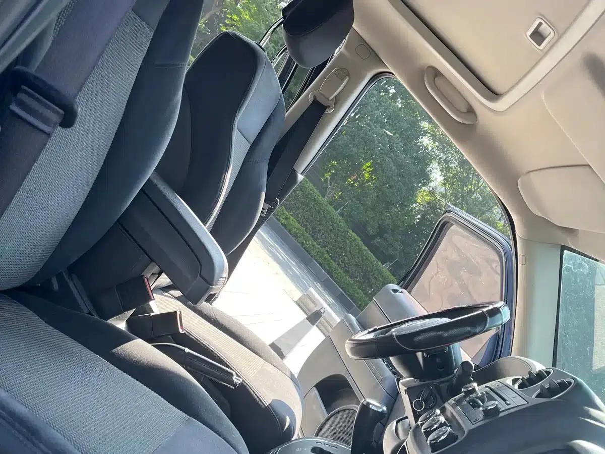 2014 Jeep Compass 2.4L Sport Edition — миниатюра 13