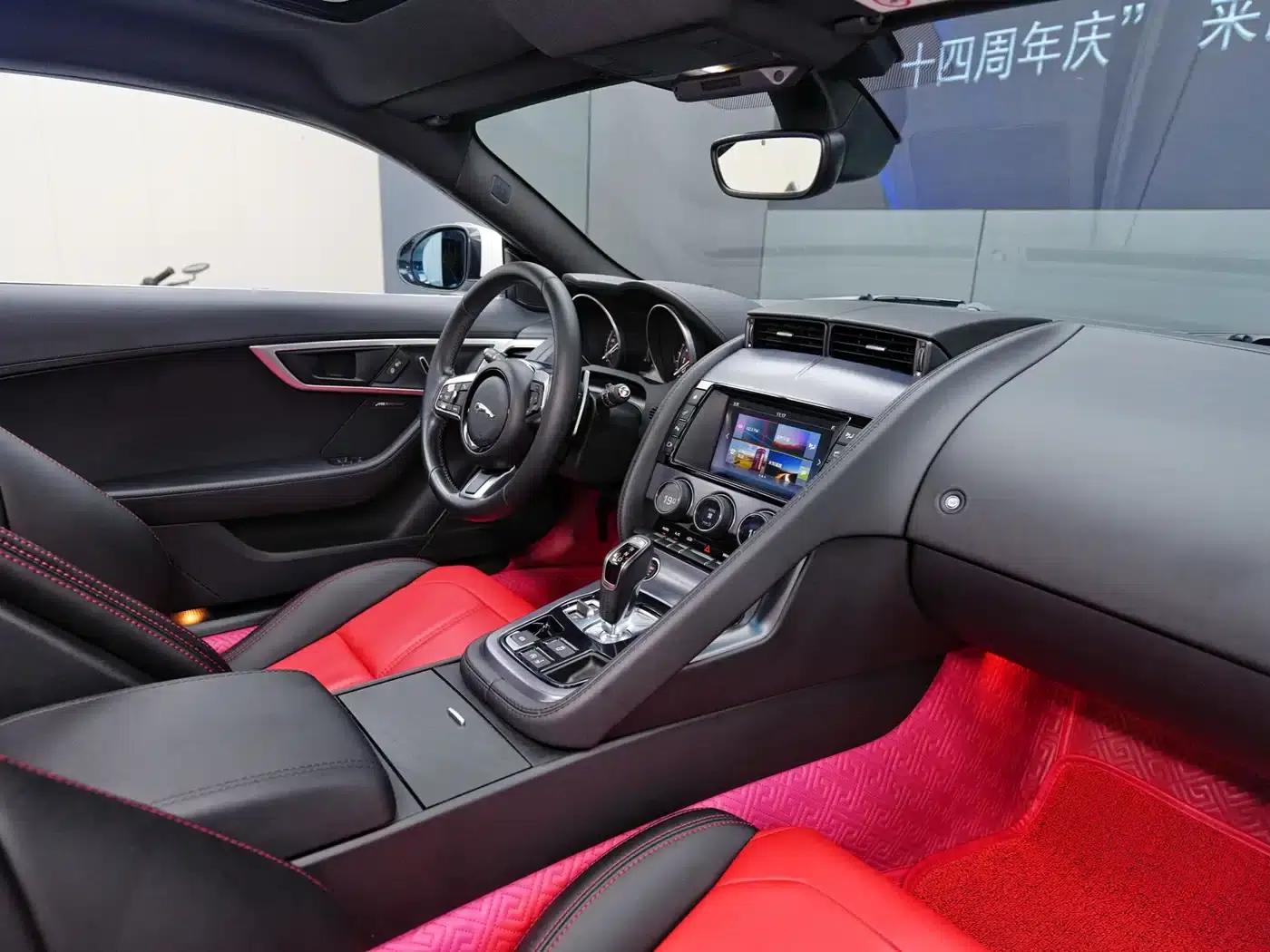 Jaguar F-TYPE 2018 3.0 SC Hardtop — миниатюра 10