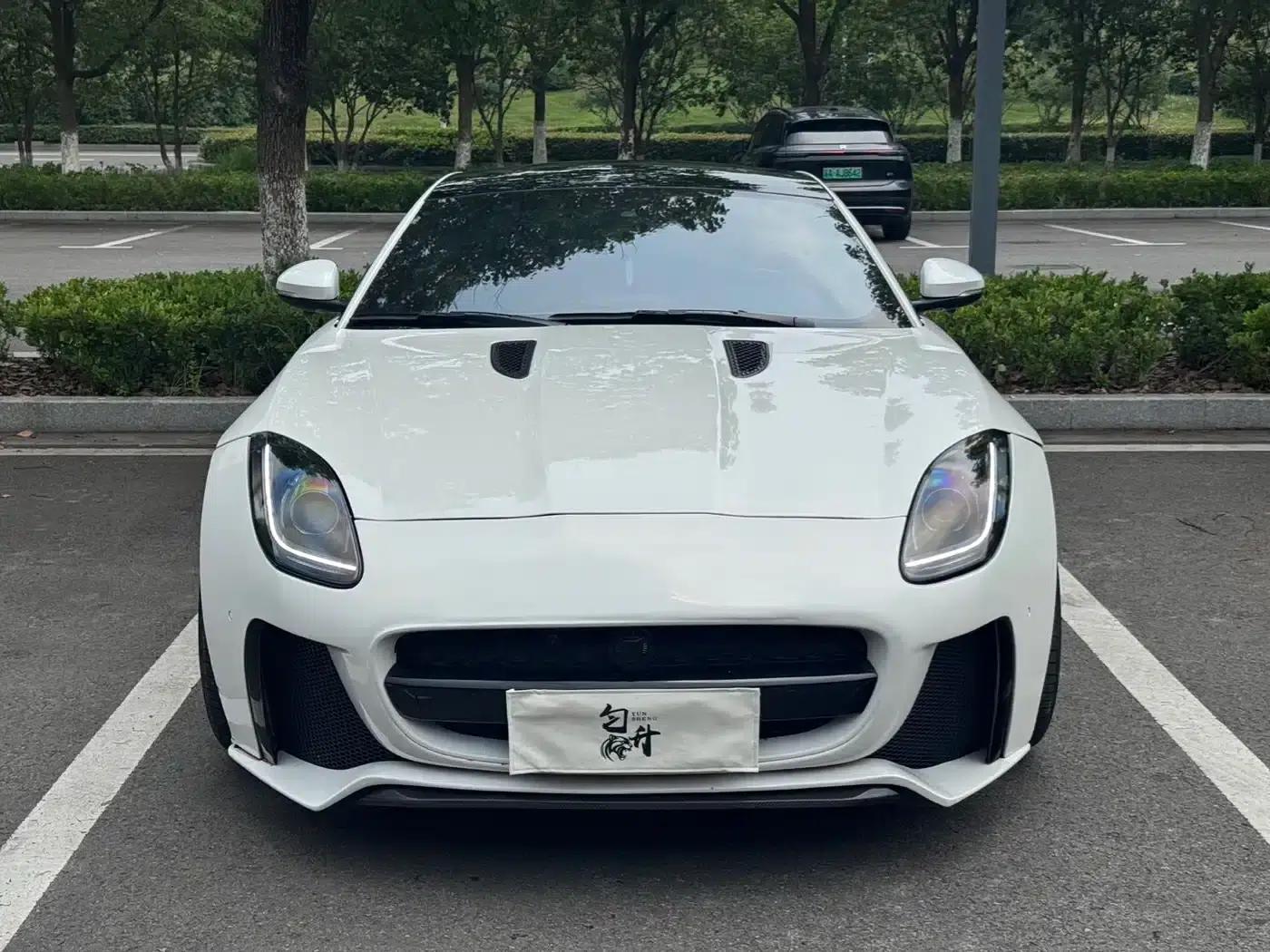 Jaguar F-TYPE 2018 3.0 SC Hardtop — миниатюра 2