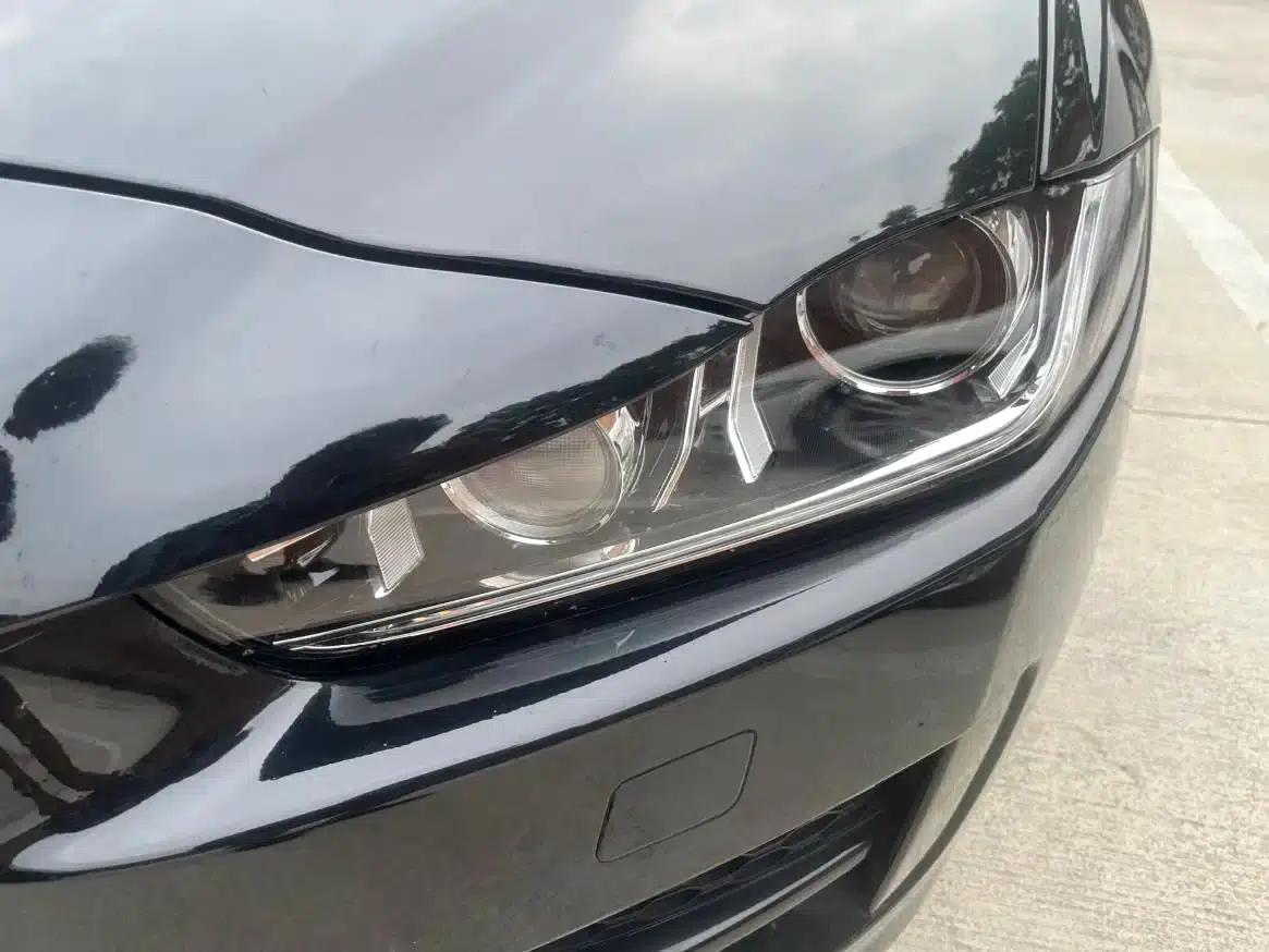 Jaguar XE 2018 2.0T 200PS 2WD R-Sport — миниатюра 2