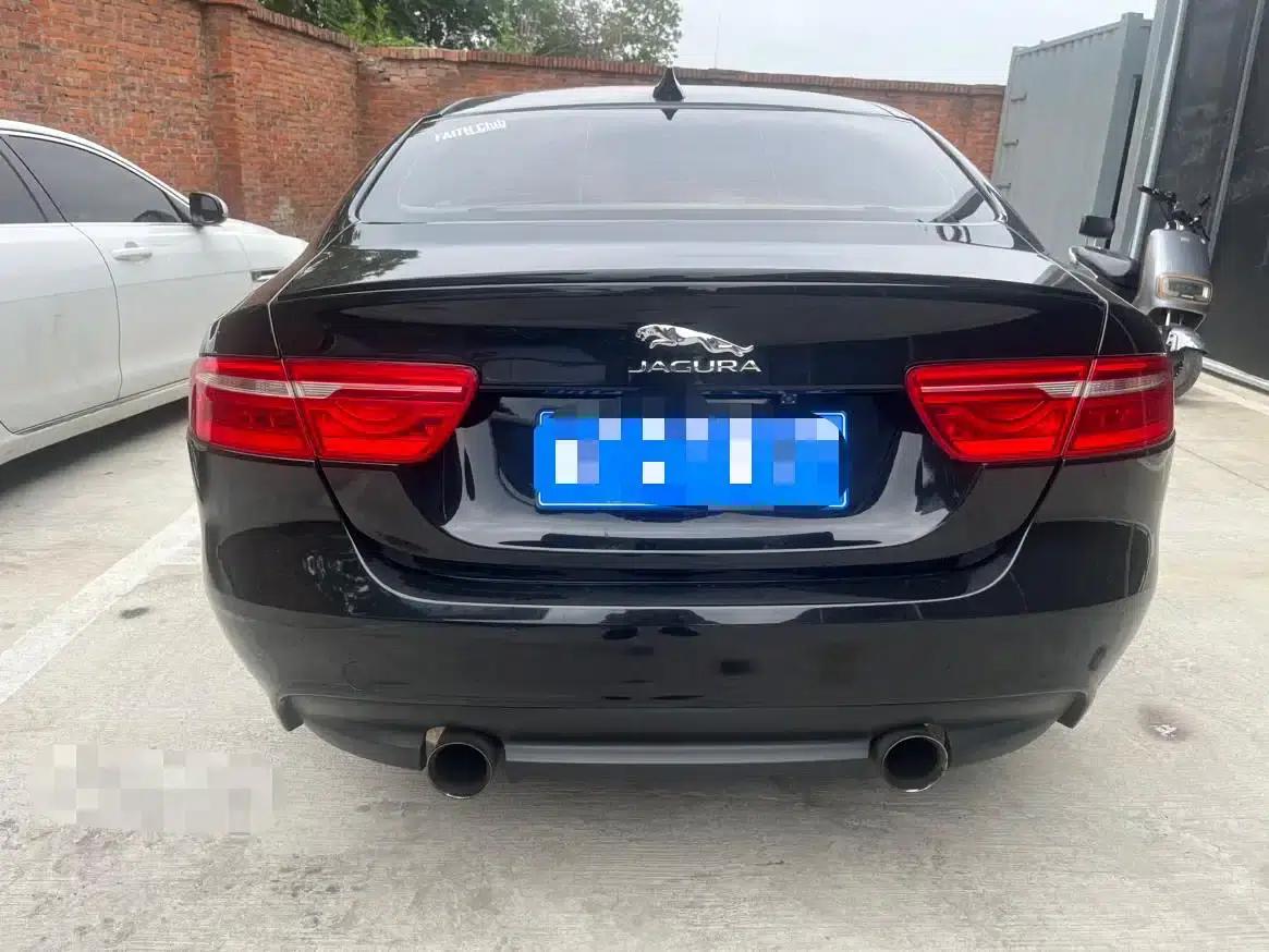 Jaguar XE 2018 2.0T 200PS 2WD R-Sport — миниатюра 15