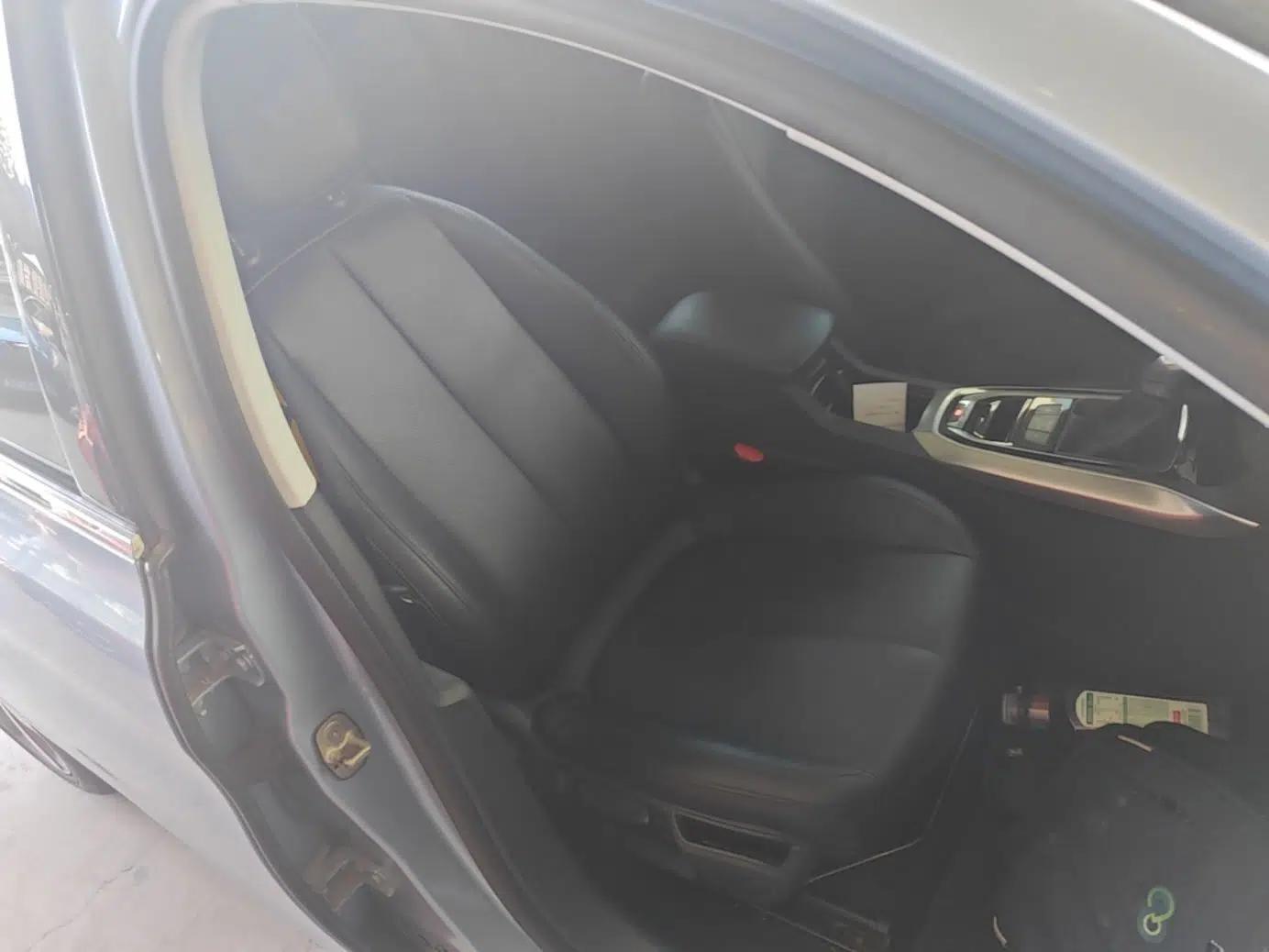 Peugeot 308S 2015 1.6T Automatic Jingchi Edition — миниатюра 19
