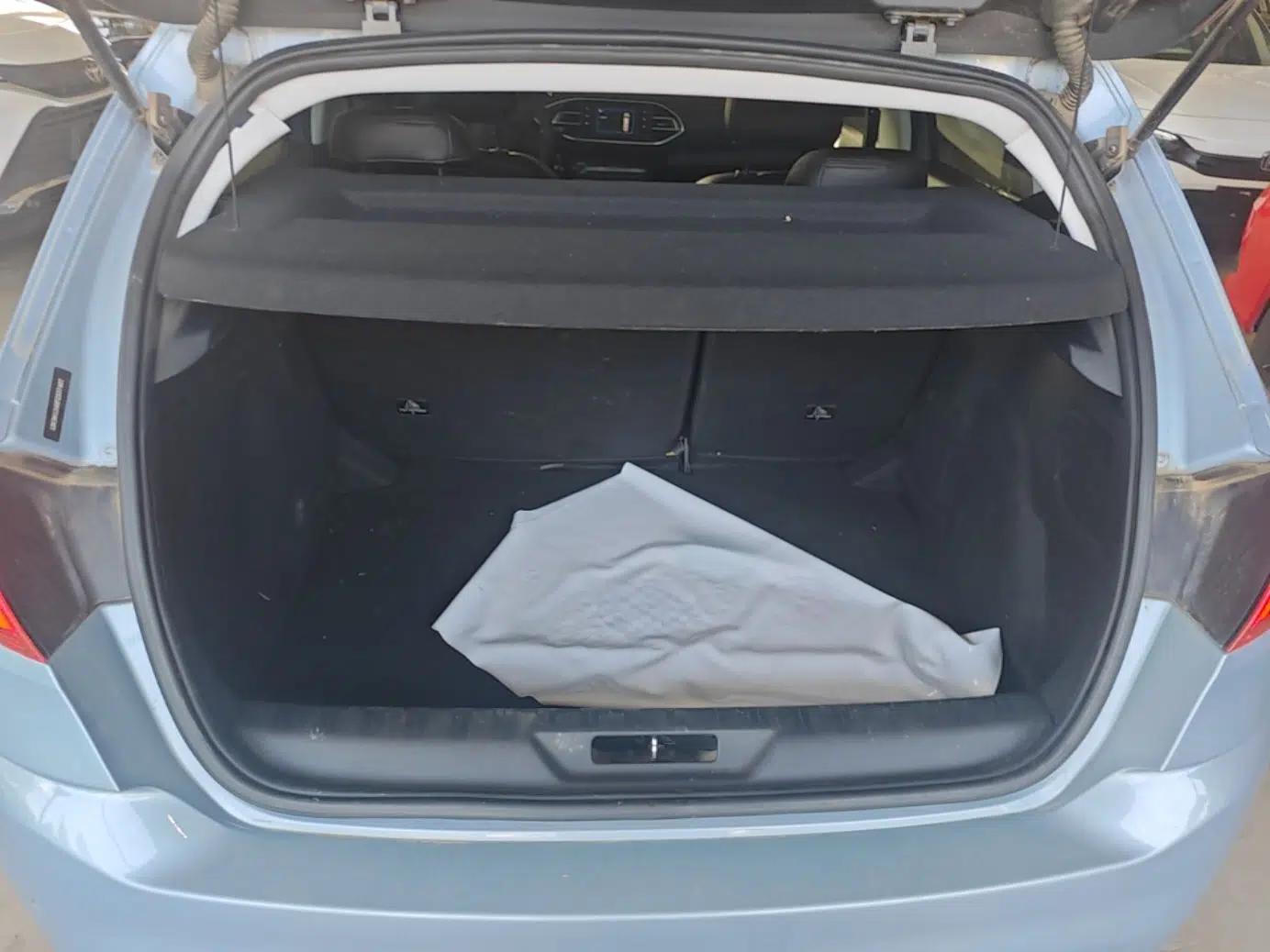 Peugeot 308S 2015 1.6T Automatic Jingchi Edition — миниатюра 22