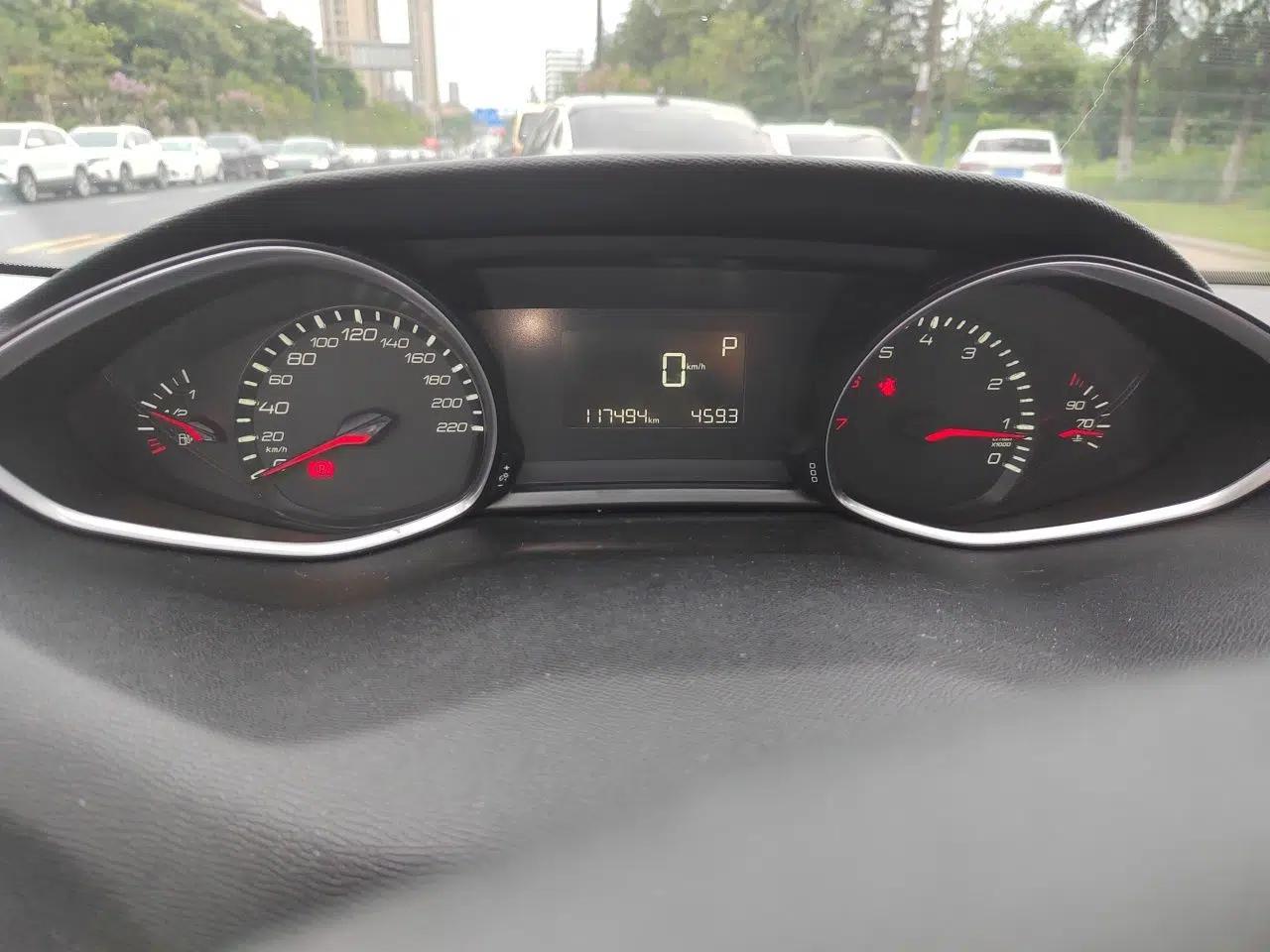 Peugeot 308S 2015 1.2T Automatic Shangchi Edition — миниатюра 11