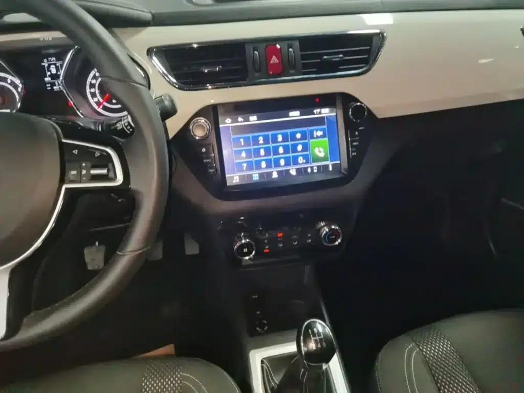 Refine S2 2015 1.5L Manual Deluxe Edition — миниатюра 13