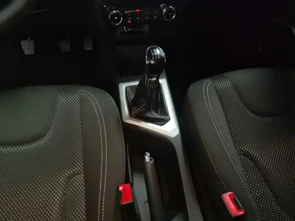 Refine S2 2015 1.5L Manual Deluxe Edition — миниатюра 14