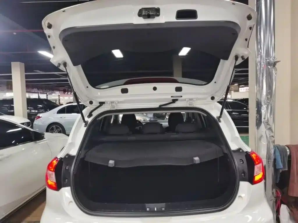 Refine S2 2015 1.5L Manual Deluxe Edition — миниатюра 19