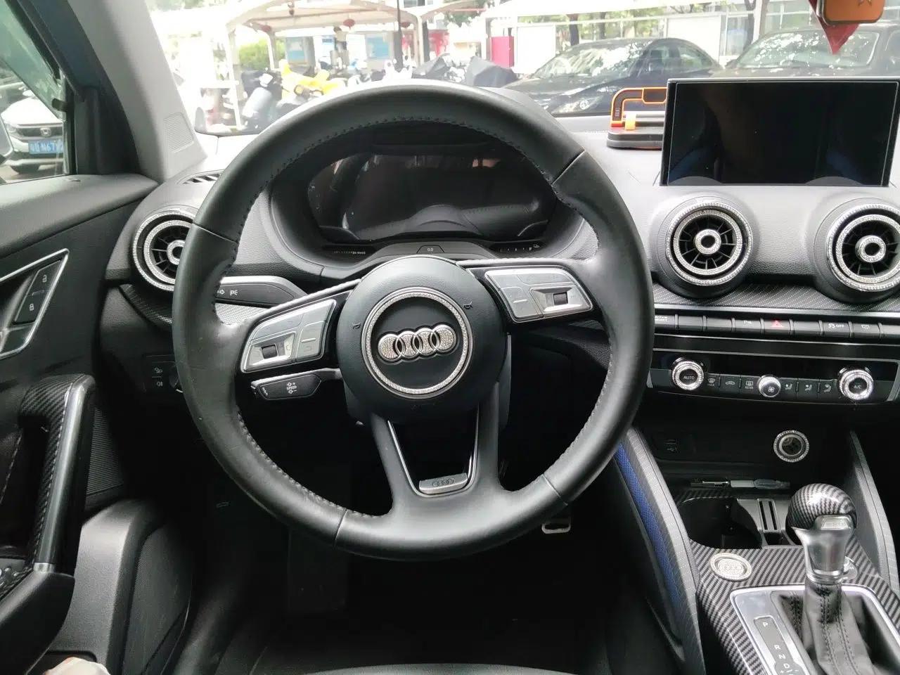 Audi Q2L e-tron 2019 Q2L e-tron Pure Electric Smart Style — миниатюра 10