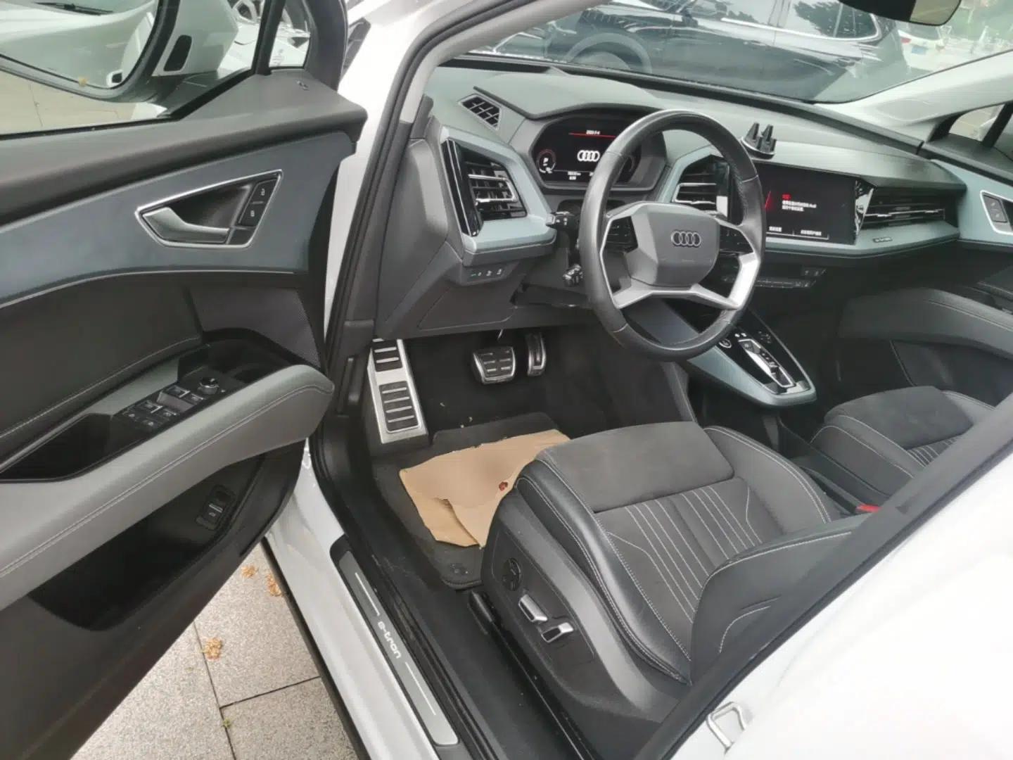 Audi Q5 e-tron 2022 40 e-tron Starlight Edition Mech Kit — миниатюра 18