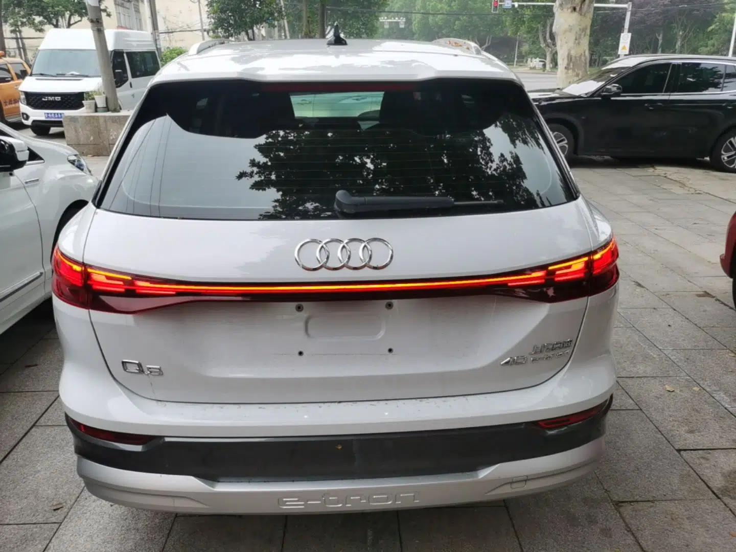 Audi Q5 e-tron 2022 40 e-tron Starlight Edition Mech Kit — миниатюра 5