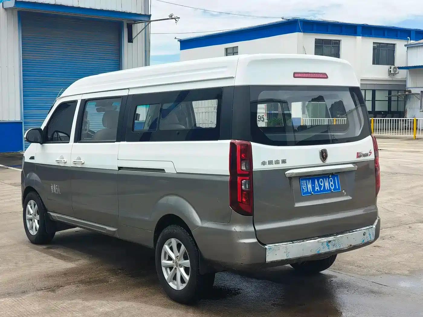 New Hiace S 2021 1.5L Business Central Air Conditioning Van (National VI Emission Standard) SWC15M — миниатюра 6