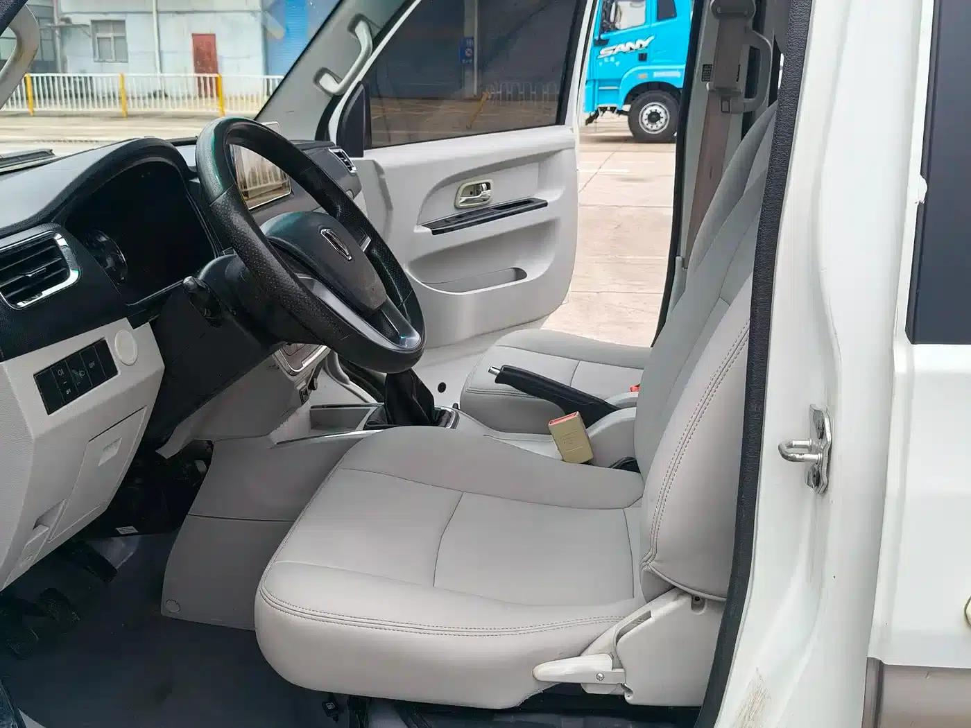 New Hiace S 2021 1.5L Business Central Air Conditioning Van (National VI Emission Standard) SWC15M — миниатюра 10