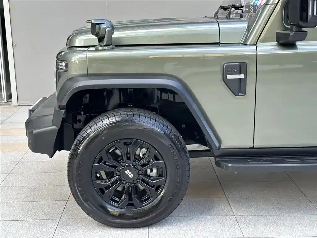 212 T01 2024 Explorer 2.0T — миниатюра 5