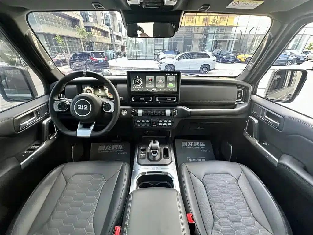 212 T01 2024 Explorer 2.0T — миниатюра 6