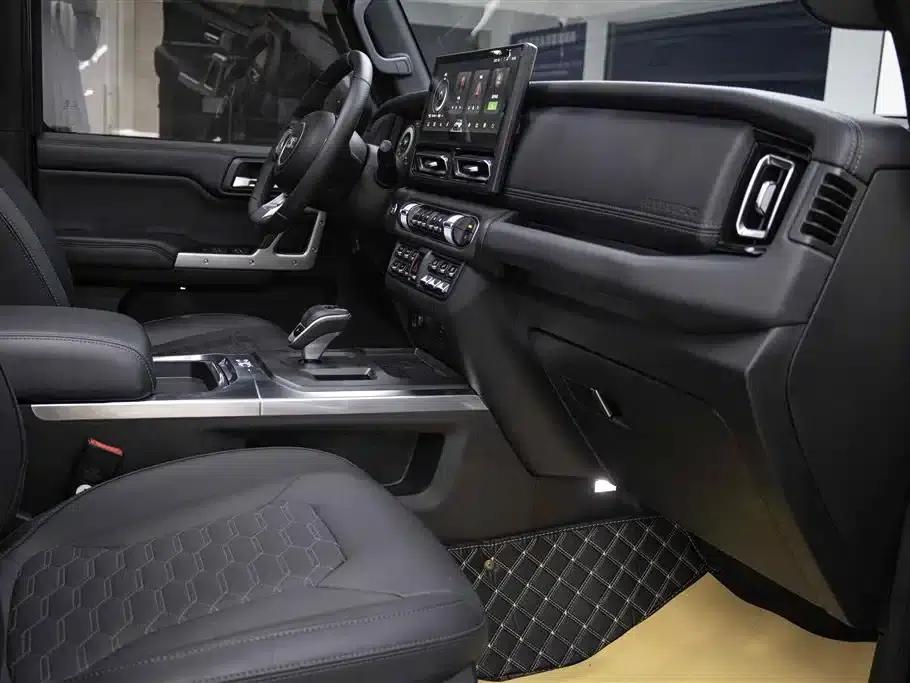 212 T01 2024 Explorer 2.0T — миниатюра 20