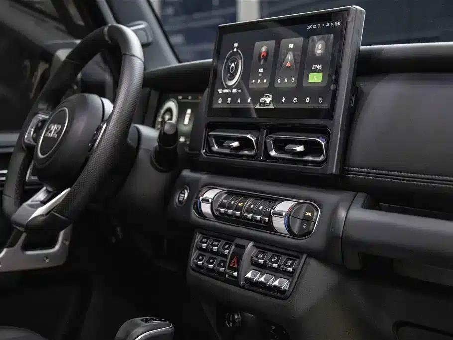 212 T01 2024 Explorer 2.0T — миниатюра 21