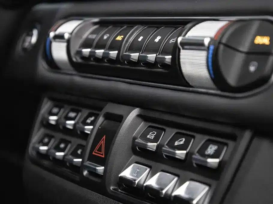212 T01 2024 Explorer 2.0T — миниатюра 26