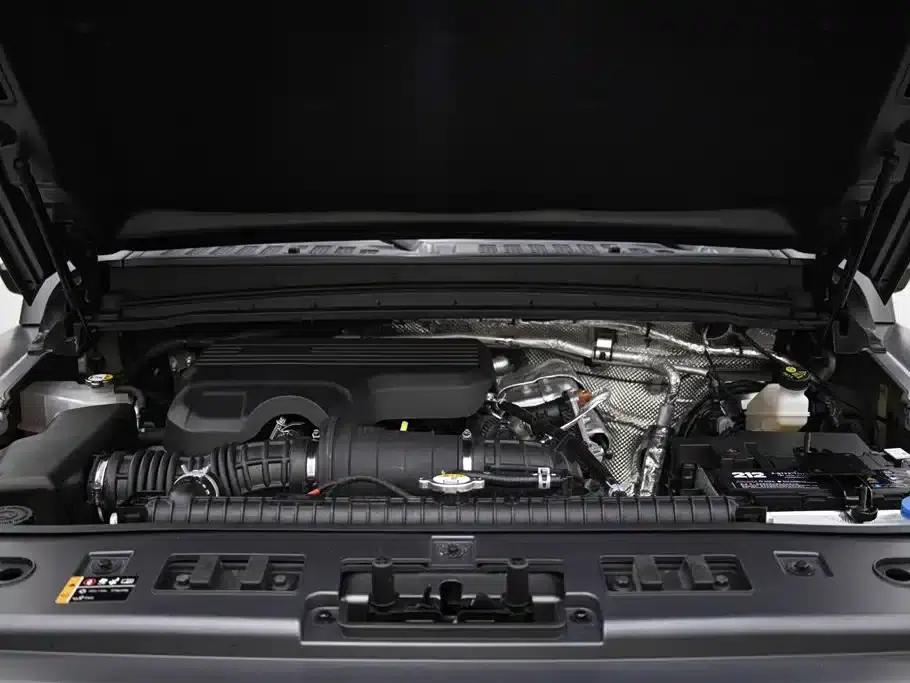 212 T01 2024 Explorer 2.0T — миниатюра 9