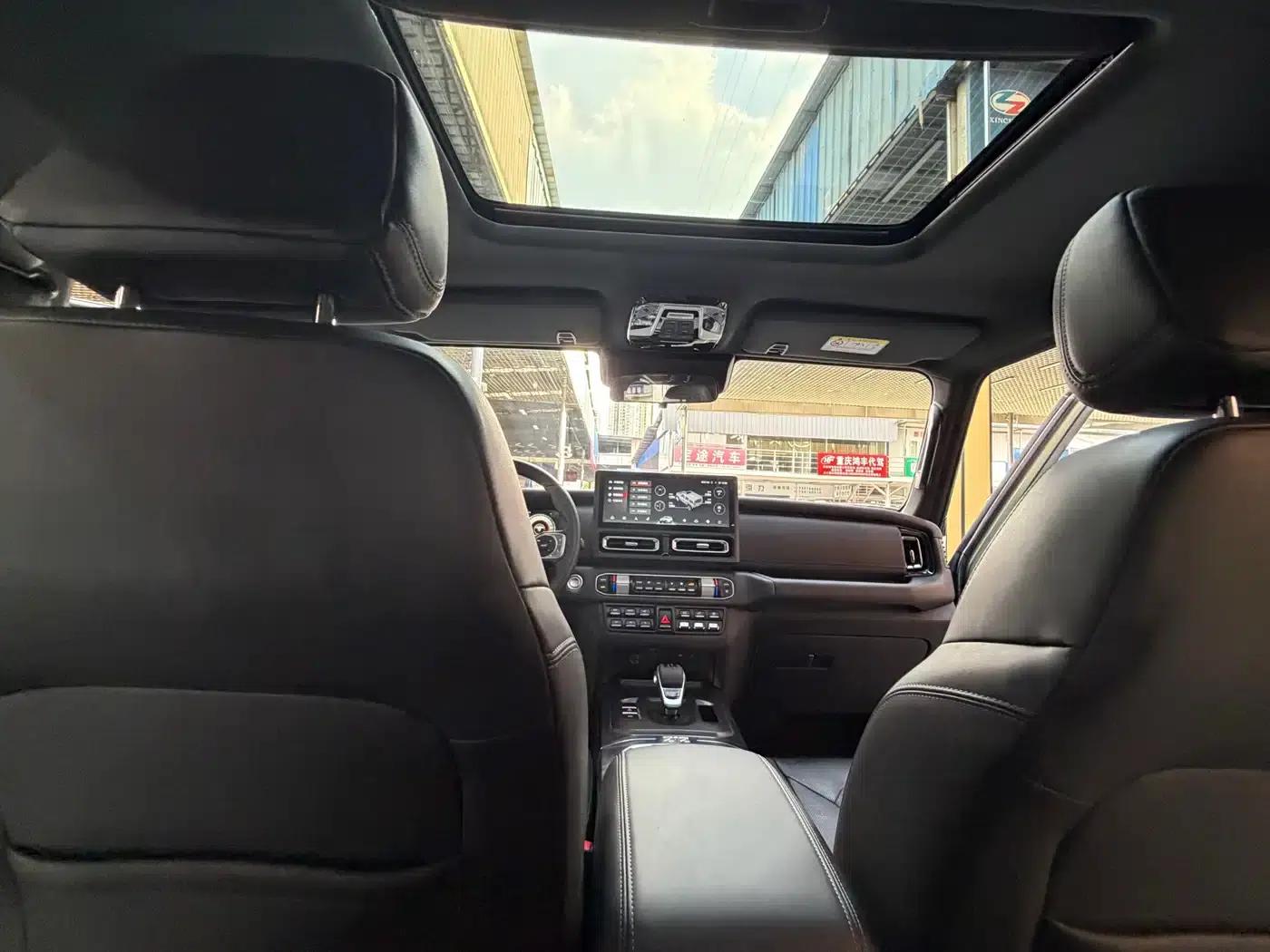 212 T01 2024 Explorer 2.0T — миниатюра 20