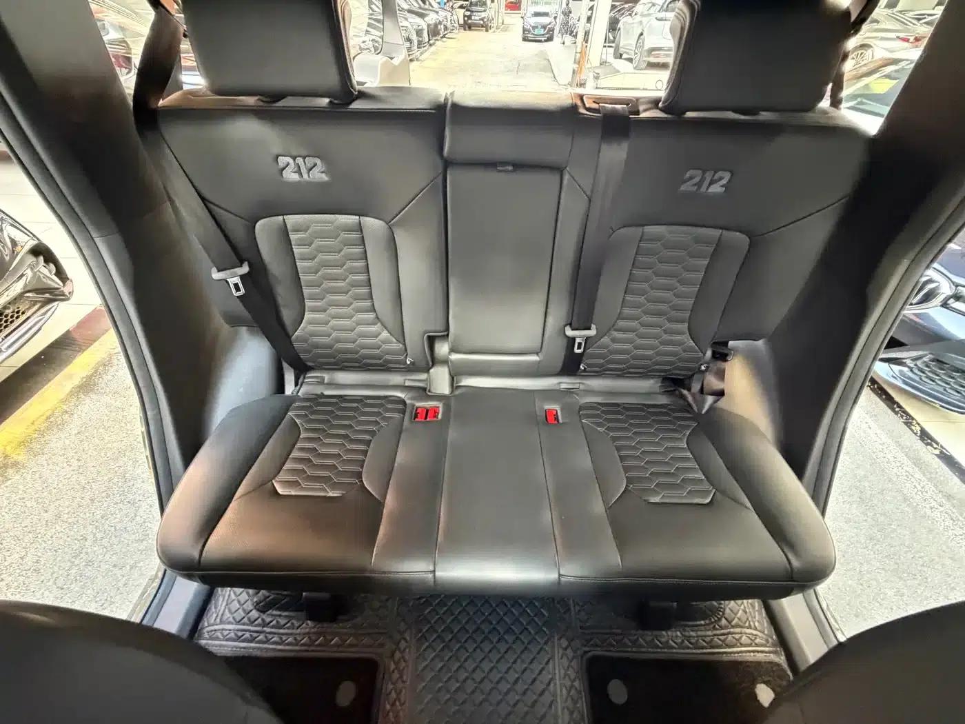 212 T01 2024 Explorer 2.0T — миниатюра 24