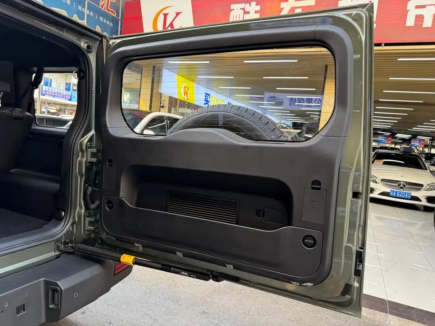 212 T01 2024 Explorer 2.0T — миниатюра 30