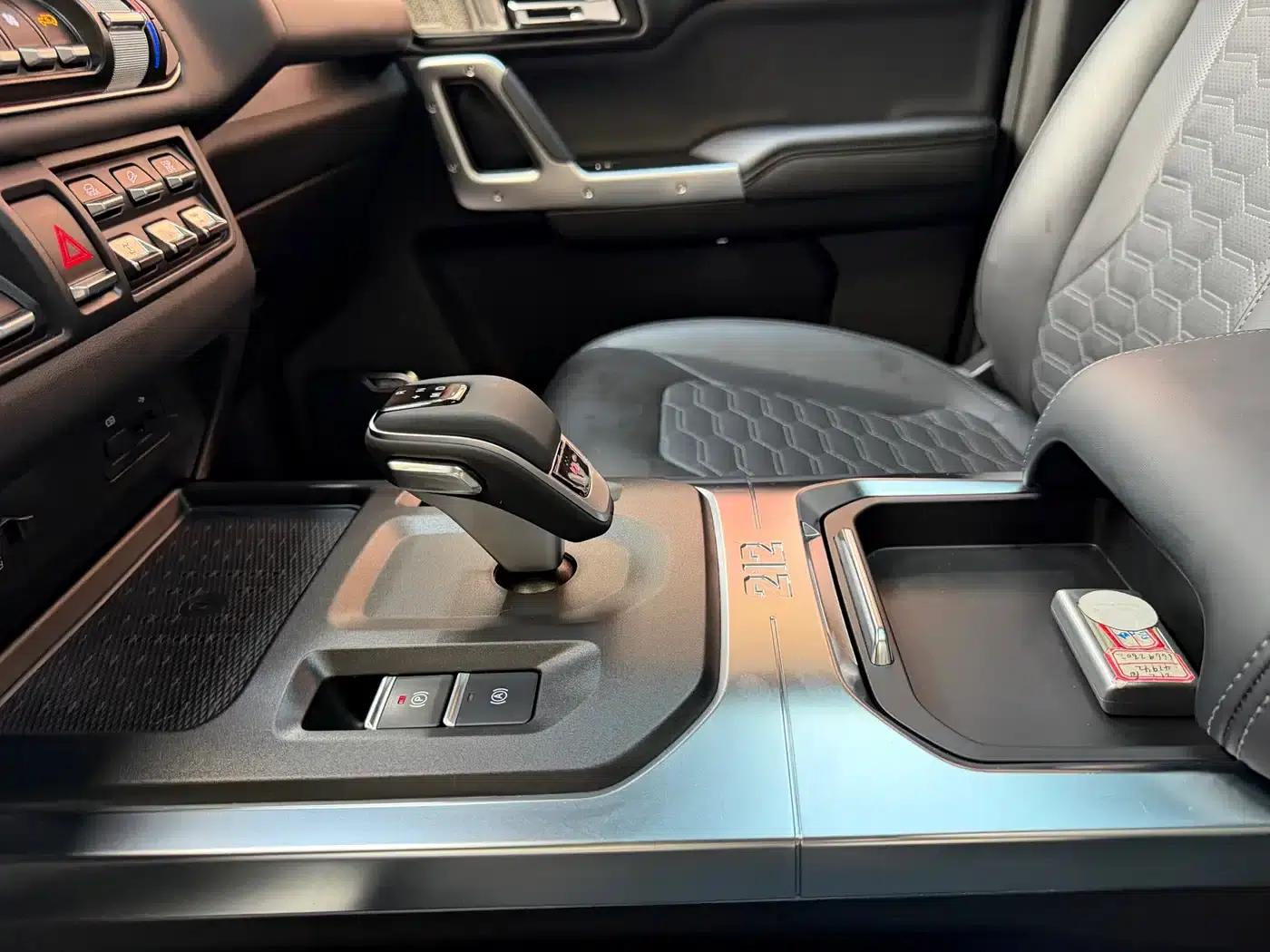 212 T01 2024 Explorer 2.0T — миниатюра 10