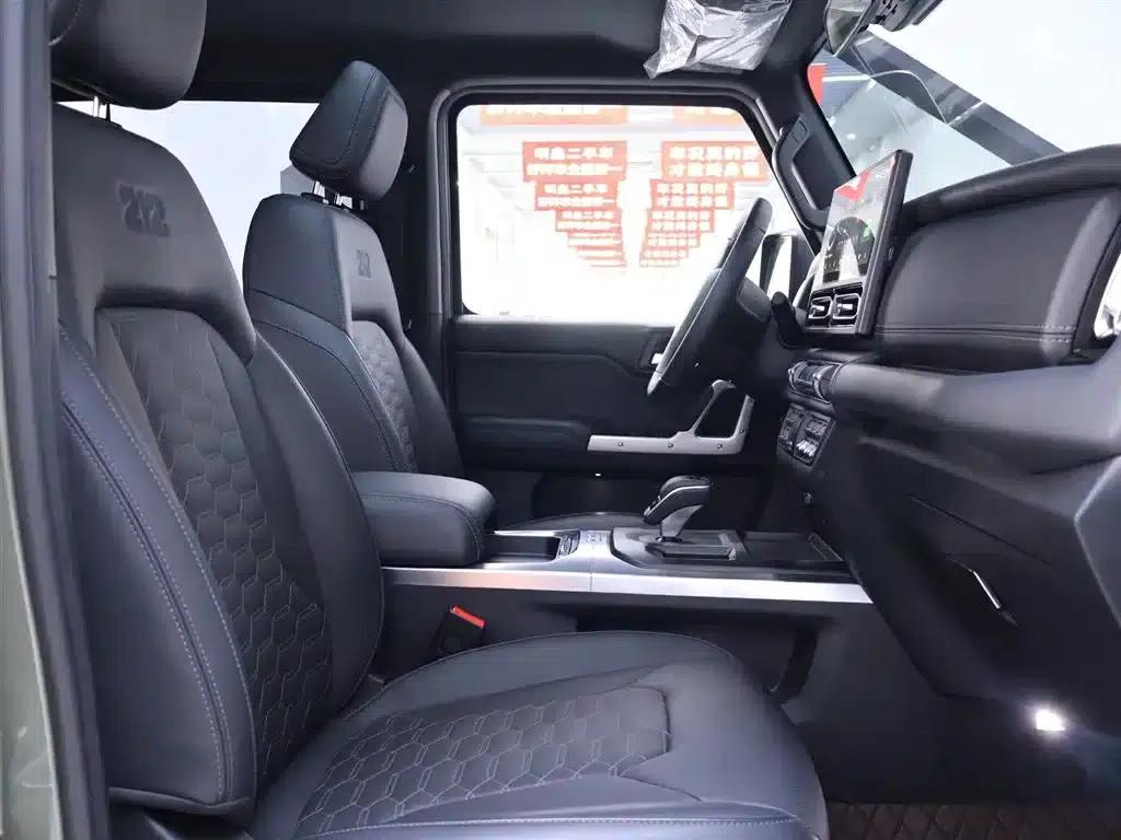 212 T01 2024 Explorer 2.0T — миниатюра 20